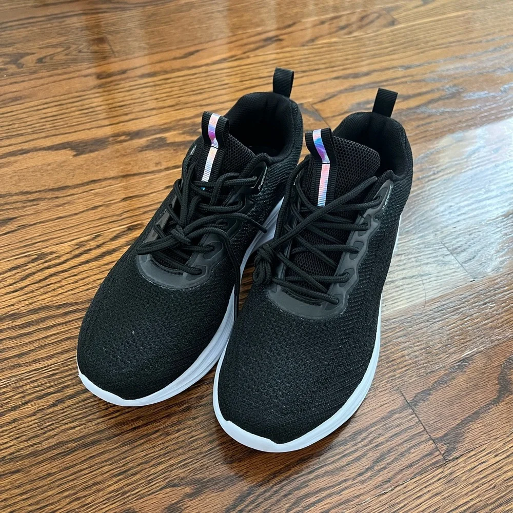 Super Lightweight And Soft Black Mesh Running Shoes